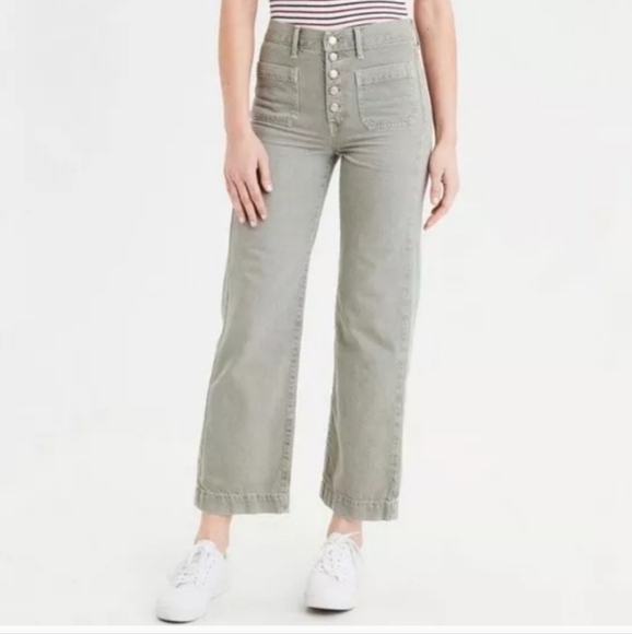 American Eagle Outfitters Hi Rise Button Fly Wide Leg Crop Jeans Size 4 - Picture 1 of 10
